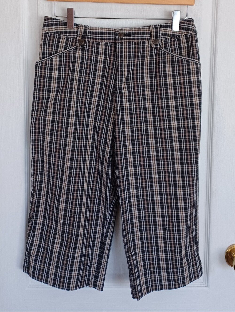 WHITE STAG STRETCH BLACK PLAID CAPRI PANTS SIDE POCKETS LADIES 6 AVERAGE NO BELT
